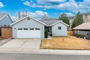 233 Lupine Dr, New Castle, CO 81647 - Photo 1