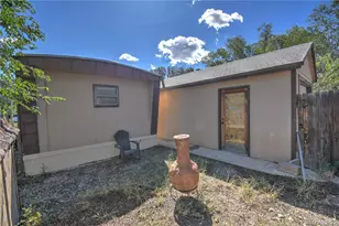 622 Walnut St, Salida, CO 81201 - Photo 2