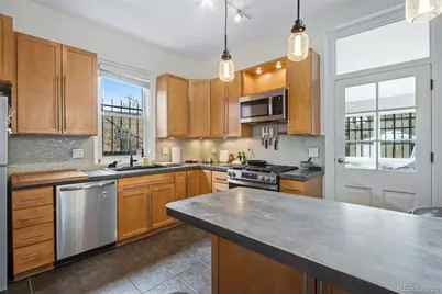 2952 Champa Street, Denver, CO 80205 - Photo 4