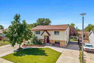 909 Dogwood Ave, Fort Lupton, CO 80621 - Photo 2