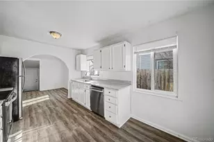 1764 Oakland St, Aurora, CO 80010 - Photo 4