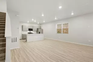 795 N Tibet St, Aurora, CO 80018 - Photo 10