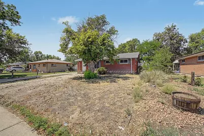 3039 Victor Street, Aurora, CO 80011 - Photo 6
