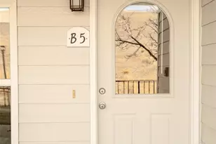 1631 S Deframe St, Lakewood, CO 80228 - Photo 2