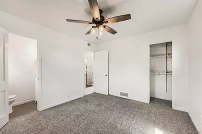 930 Victor Street, Aurora, CO 80011 - Photo 8