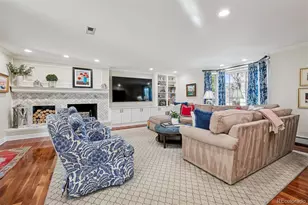 25 Brookside Dr, Greenwood Village, CO 80121 - Photo 8