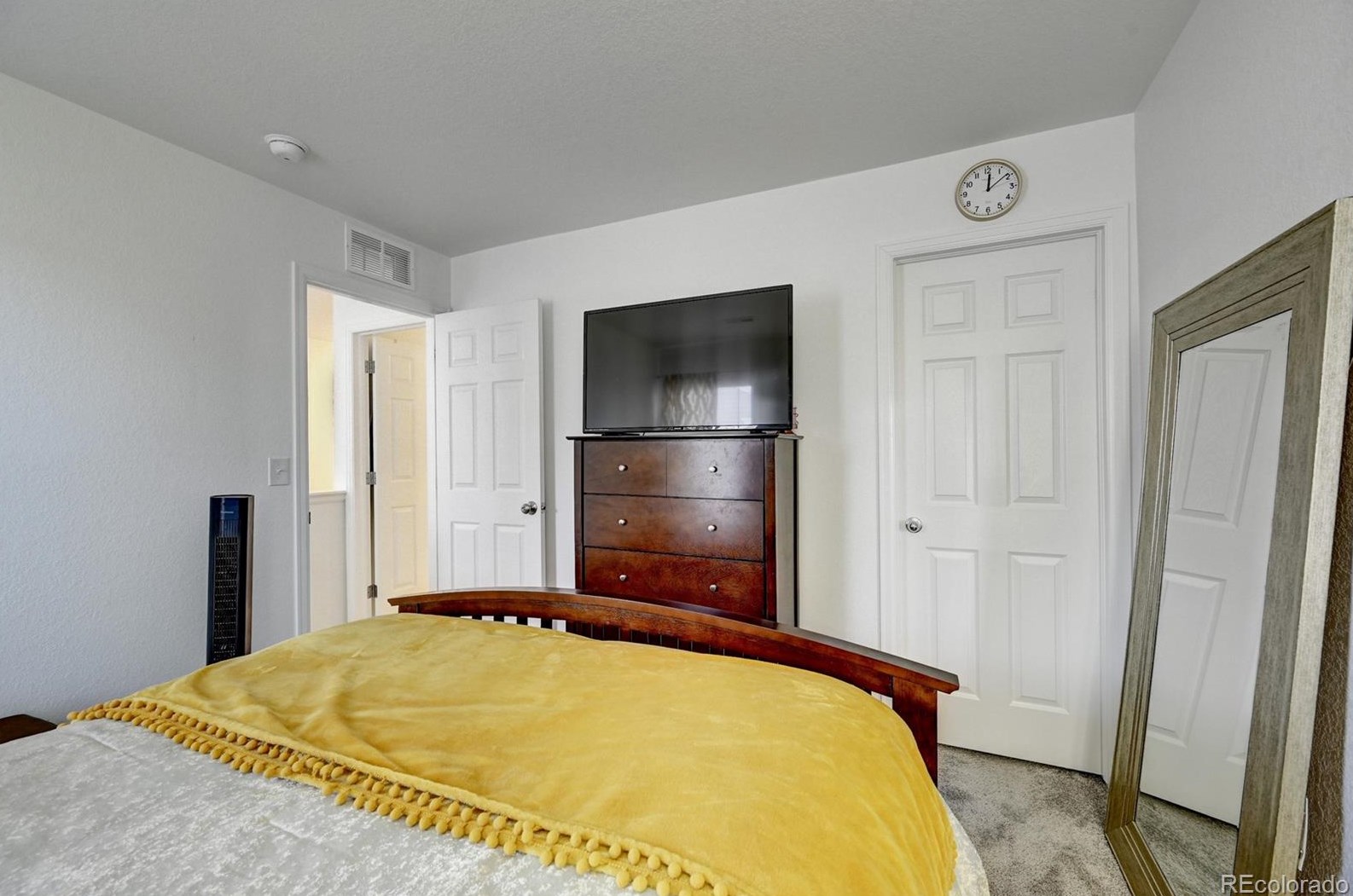 16575 Alameda Pkwy, Denver CO  80017-2095 exterior