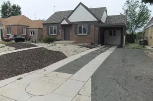 3243 Albion St, Denver, CO 80207 - Photo 2