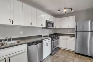 10211 Ura Ln, Thornton, CO 80260 - Photo 4