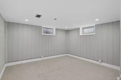 1095 Kramer Court, Aurora, CO 80010 - Photo 18