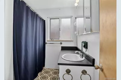 1095 Kramer Court, Aurora, CO 80010 - Photo 10