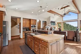 280 Meadow Ln, Evergreen, CO 80439 - Photo 14