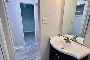 100 S Clarkson St, Denver, CO 80209 - Photo 10