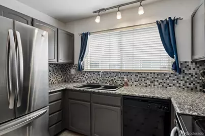 9087 Bear Mountain Drive, Highlands Ranch, CO 80126 - Photo 12