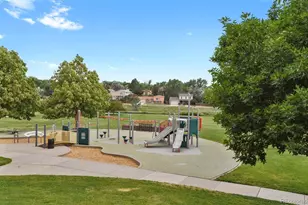 1147 S Ventura Cir, Aurora, CO 80017 - Photo 38