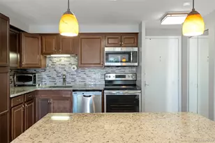 1302 S Parker Rd, Denver, CO 80231 - Photo 2