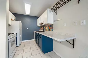 2424 W 35th Ave, Denver, CO 80211 - Photo 6