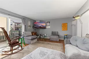 2150 S Vaughn Way, Aurora, CO 80014 - Photo 4