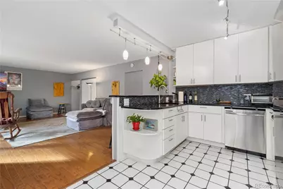 2150 S Vaughn Way #204D, Aurora, CO 80014 - Photo 8