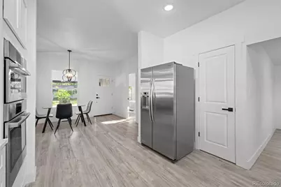5755 W 43 Avenue, Denver, CO 80212 - Photo 8
