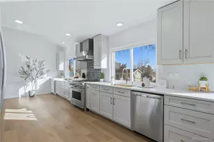 7750 Sangre De Cristo Rd, Littleton, CO 80127 - Photo 10