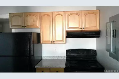 1064 Chambers Court #105, Aurora, CO 80011 - Photo 2