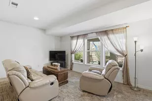 6945 S Robertsdale Way, Aurora, CO 80016 - Photo 38