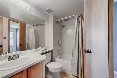 1302 S Cathay Court #202, Aurora, CO 80017 - Photo 14