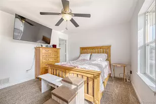 1055 Sunrise Cir, Dacono, CO 80514 - Photo 16