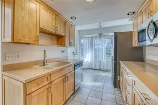 7683 S Cove Cir, Centennial, CO 80122 - Photo 4