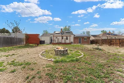 1960 Oakland Street, Aurora, CO 80010 - Photo 32