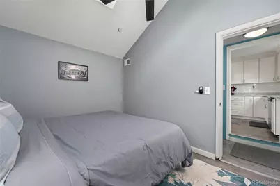 1960 Oakland Street, Aurora, CO 80010 - Photo 18