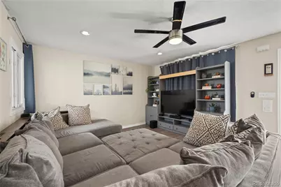 1960 Oakland Street, Aurora, CO 80010 - Photo 4