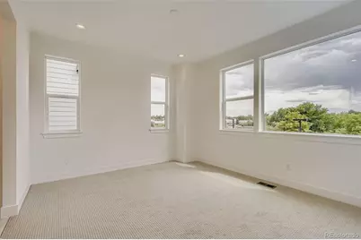 10886 E Hinsdale Circle, Centennial, CO 80112 - Photo 8