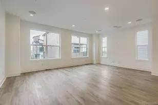 10886 E Hinsdale Cir, Centennial, CO 80112 - Photo 2