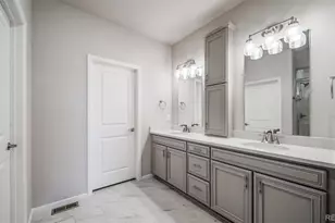 4984 N Tempe St, Aurora, CO 80019 - Photo 28