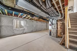 22392 E 38th Pl, Aurora, CO 80019 - Photo 16