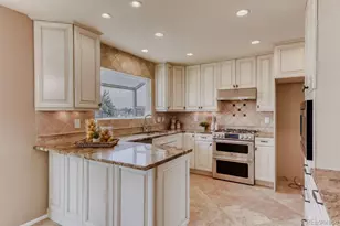 9378 Shadowglen Ct, Highlands Ranch, CO 80126 - Photo 6