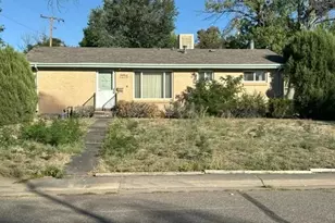 3134 Blackhawk St, Aurora, CO 80011 - Photo 1