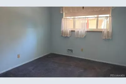 3134 Blackhawk Street, Aurora, CO 80011 - Photo 12