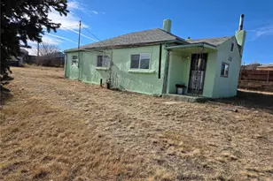 1124 Smith Ave, Trinidad, CO 81082 - Photo 2