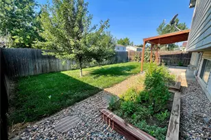 19034 E Carmel Cir, Aurora, CO 80011 - Photo 2