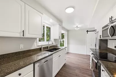 6902 Oak Way, Arvada, CO 80004 - Photo 14
