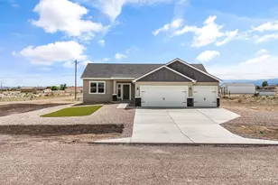 545 N Idledale Dr, Pueblo, CO 81007 - Photo 34