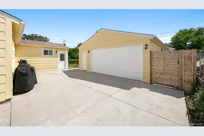 6130 E 61st Avenue, Commerce City, CO 80022 - Photo 20