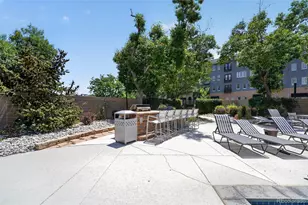 100 Park Ave, Denver, CO 80205 - Photo 22