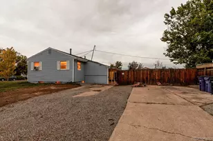 790 S Raleigh St, Denver, CO 80219 - Photo 22