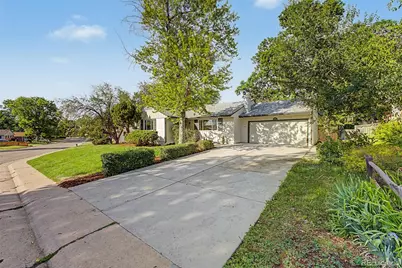3076 S Holly Place, Denver, CO 80222 - Photo 2