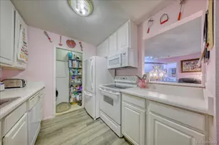 7132 S Bryant St, Littleton, CO 80120 - Photo 8