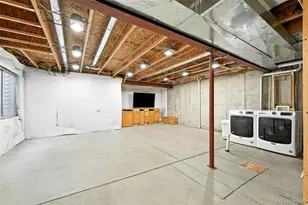 1419 Red Mountain Dr, Longmont, CO 80504 - Photo 24